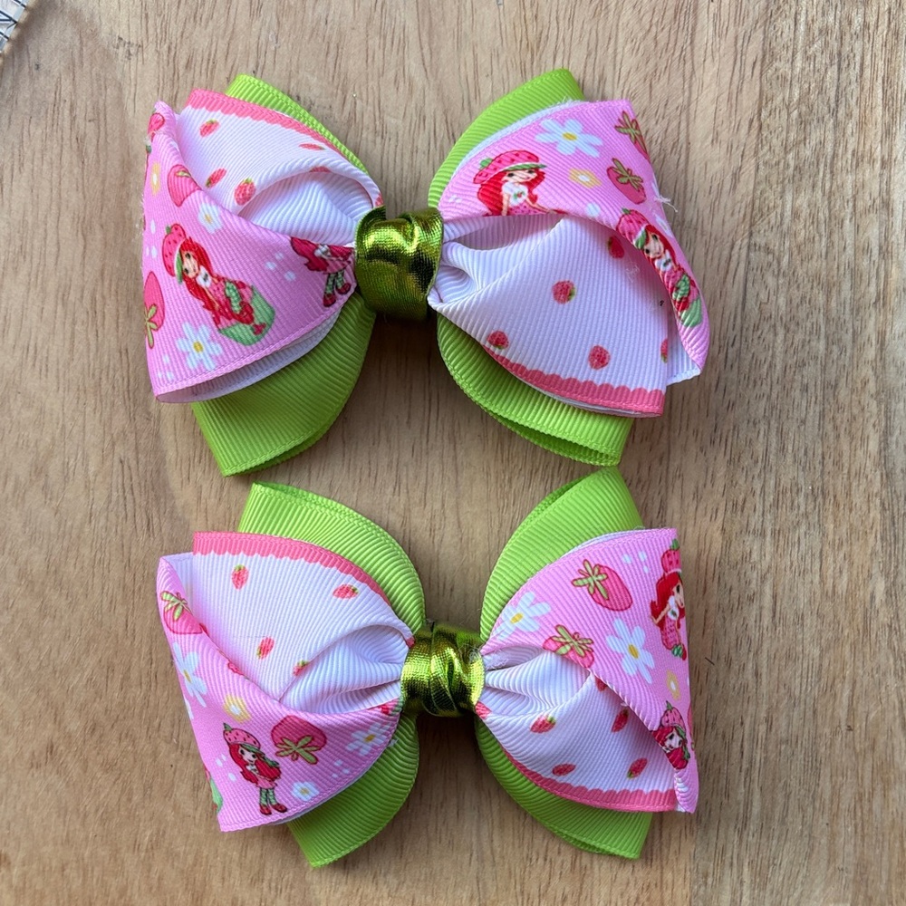 Pink and Green Strawberry Shortcake Theme Kids Hair Bow Set